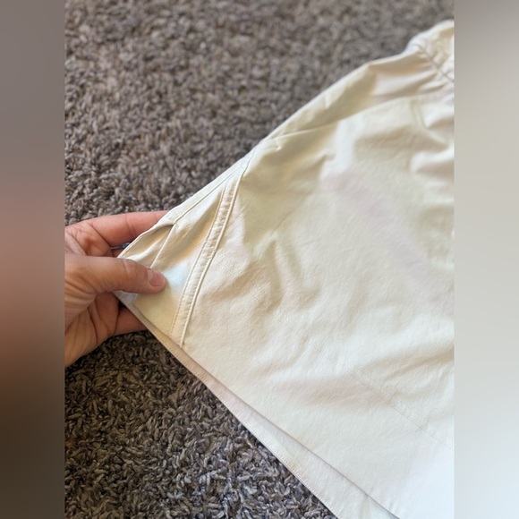 Women’s Lululemon Cinchable Waist High-Rise Woven Short 3.5" Sundance Size XS - Picture 3 of 15